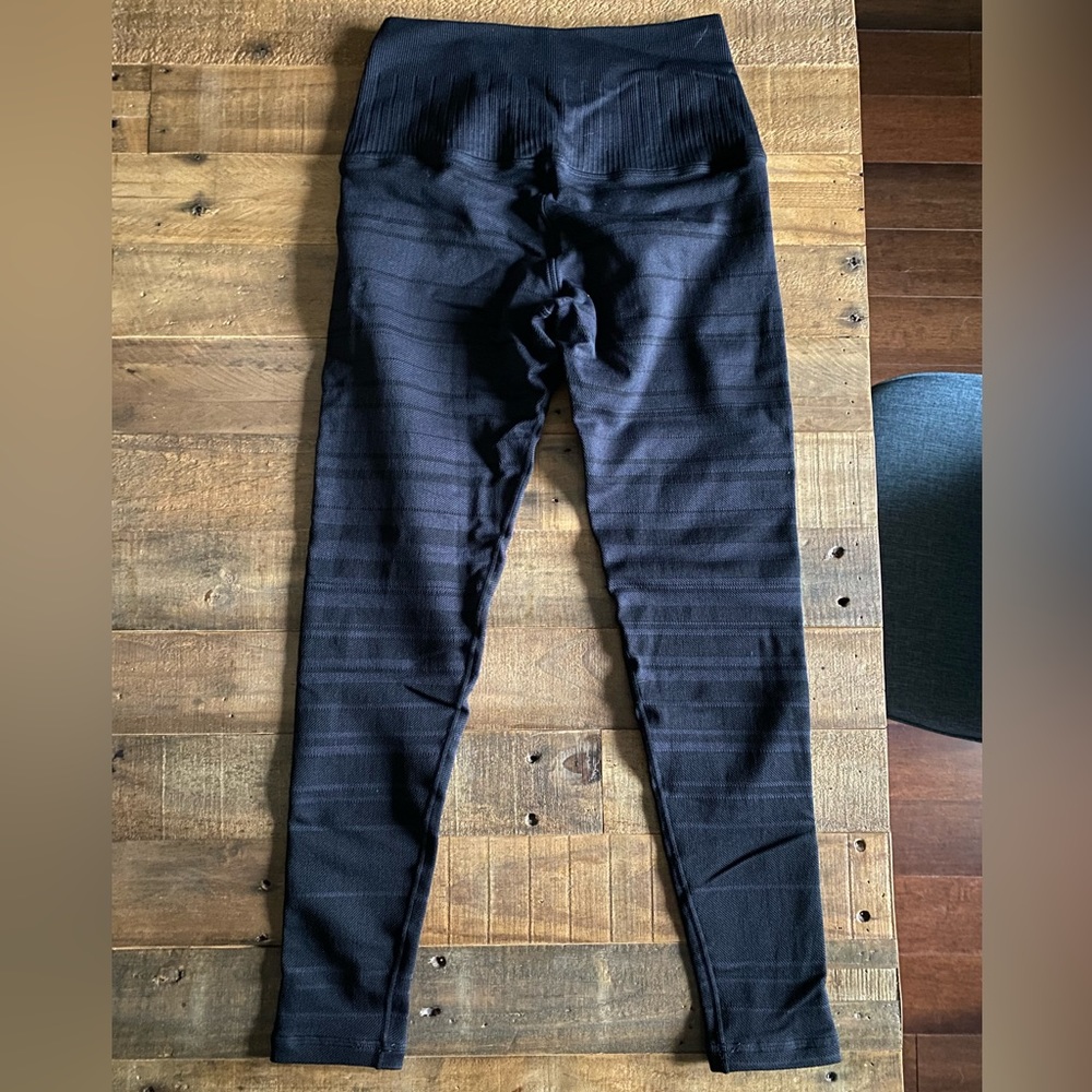 avocado brand high waisted black leggings